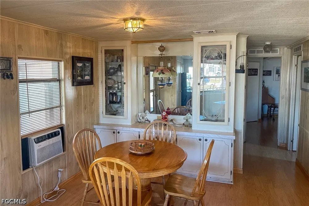 ASHE STREET Alva, FL 33920