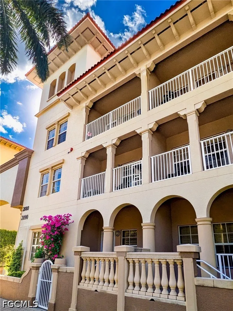 W 1st Street #304 Fort Myers, FL 33901
