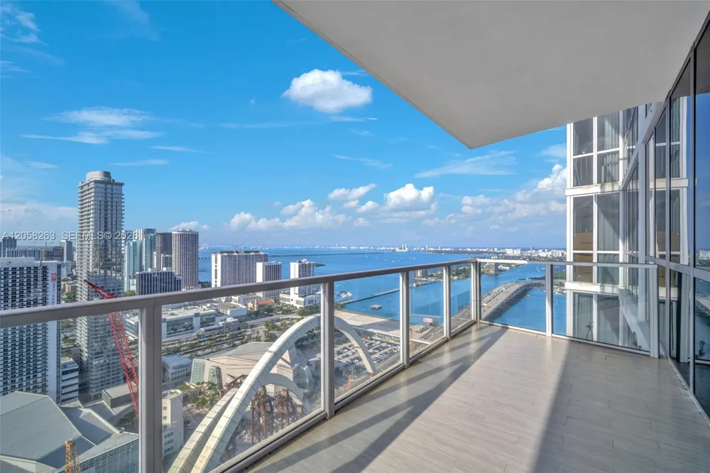 1100 Biscayne Blvd #4308 Miami, FL 33132
