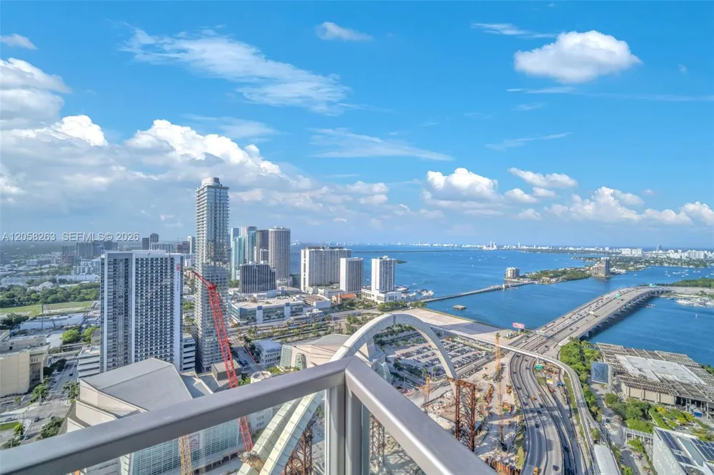 1100 Biscayne Blvd #4308 Miami, FL 33132