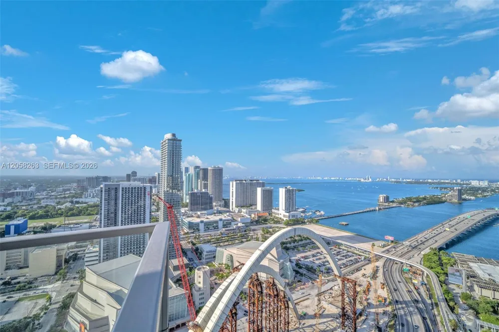 1100 Biscayne Blvd #4308 Miami, FL 33132