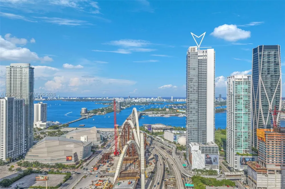 1100 Biscayne Blvd #4308 Miami, FL 33132
