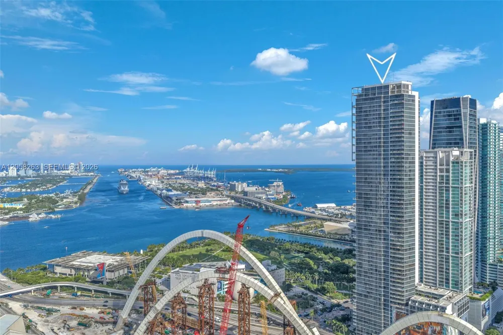 1100 Biscayne Blvd #4308 Miami, FL 33132