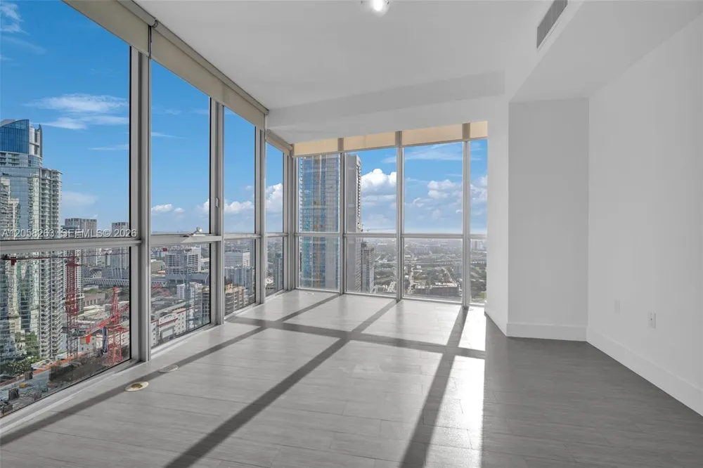 1100 Biscayne Blvd #4308 Miami, FL 33132