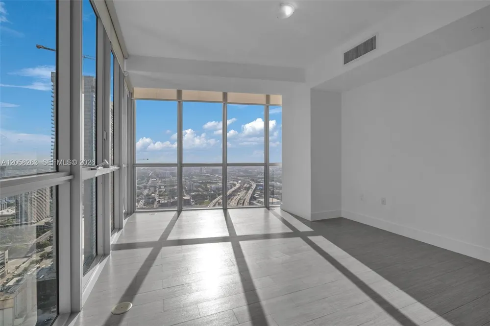 1100 Biscayne Blvd #4308 Miami, FL 33132