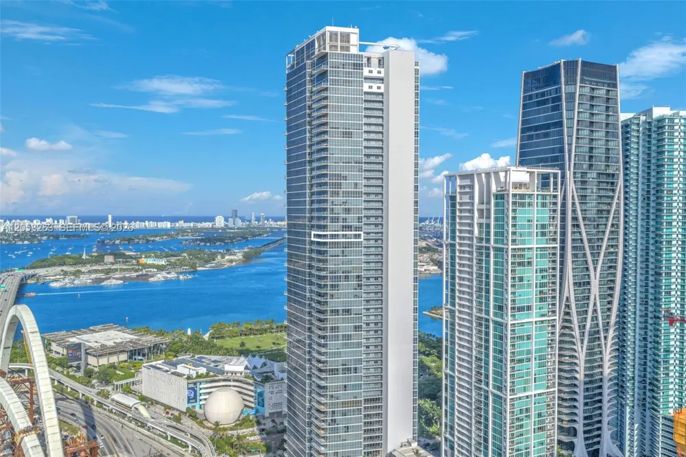 1100 Biscayne Blvd #4308 Miami, FL 33132