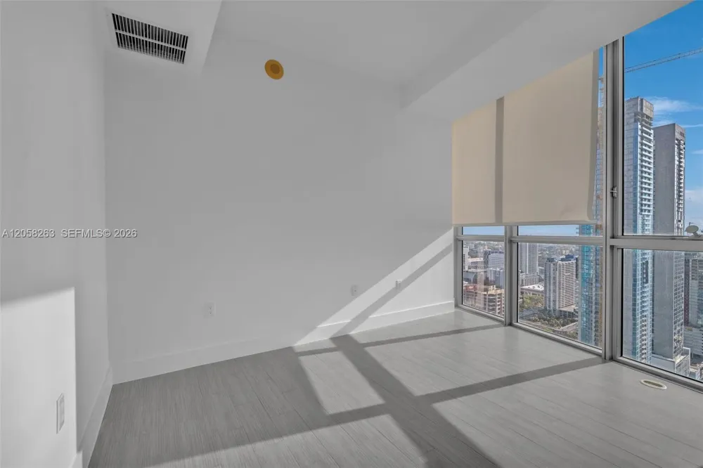 1100 Biscayne Blvd #4308 Miami, FL 33132