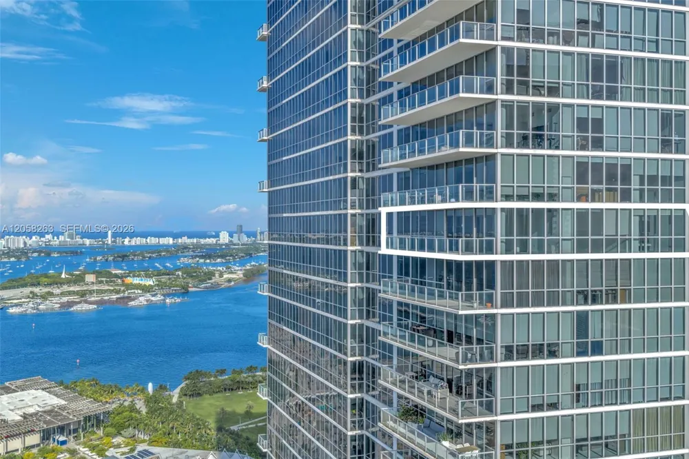 1100 Biscayne Blvd #4308 Miami, FL 33132