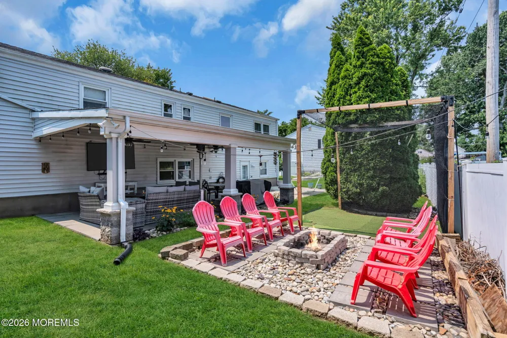 147 Clairmont Avenue Belford, NJ 07718