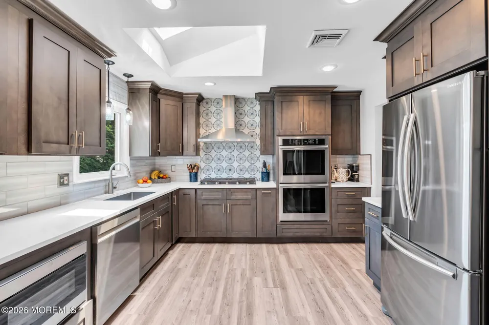 147 Clairmont Avenue Belford, NJ 07718