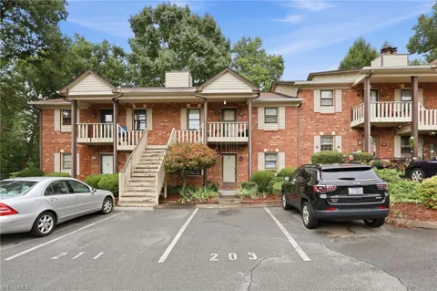 203 Olde Vineyard Court