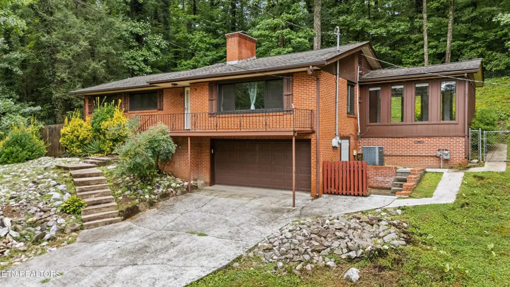 26182528 Shaler Lane Knoxville, TN 37920