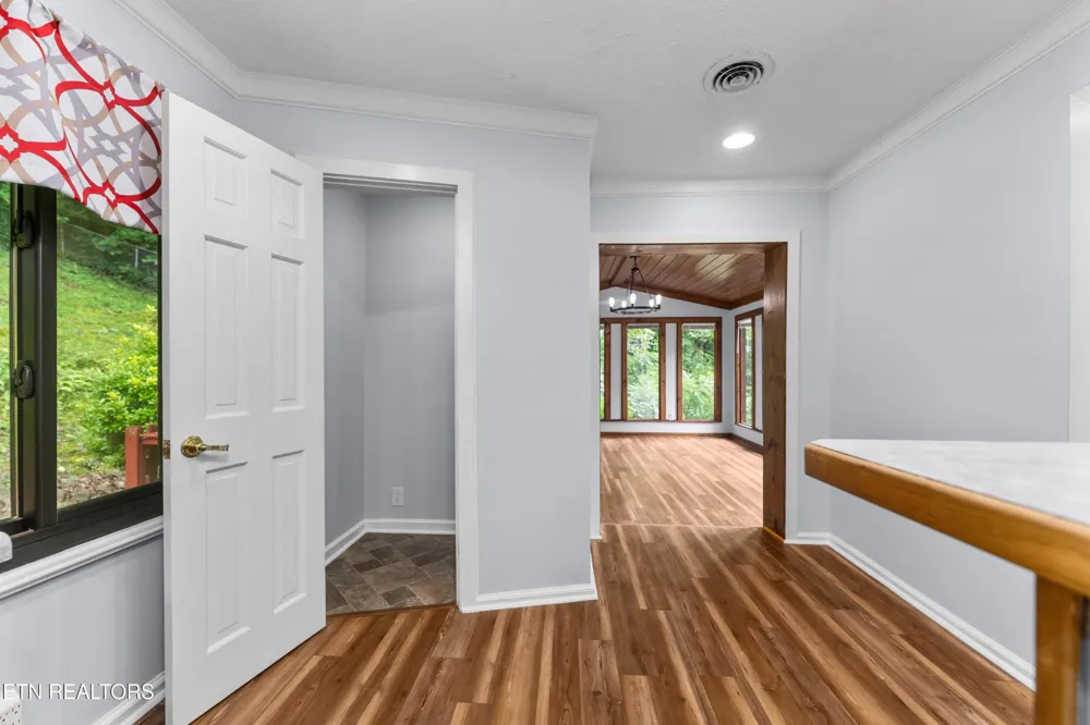 26182528 Shaler Lane Knoxville, TN 37920