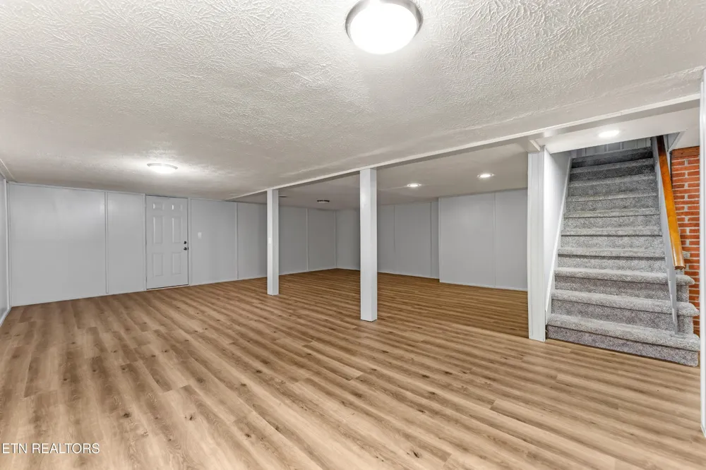 26182528 Shaler Lane Knoxville, TN 37920