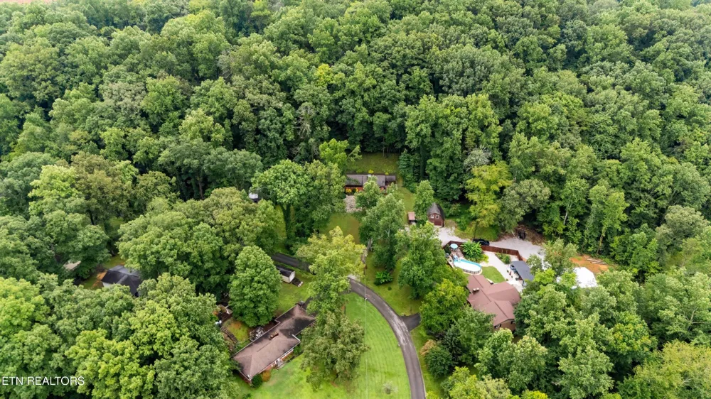 26182528 Shaler Lane Knoxville, TN 37920