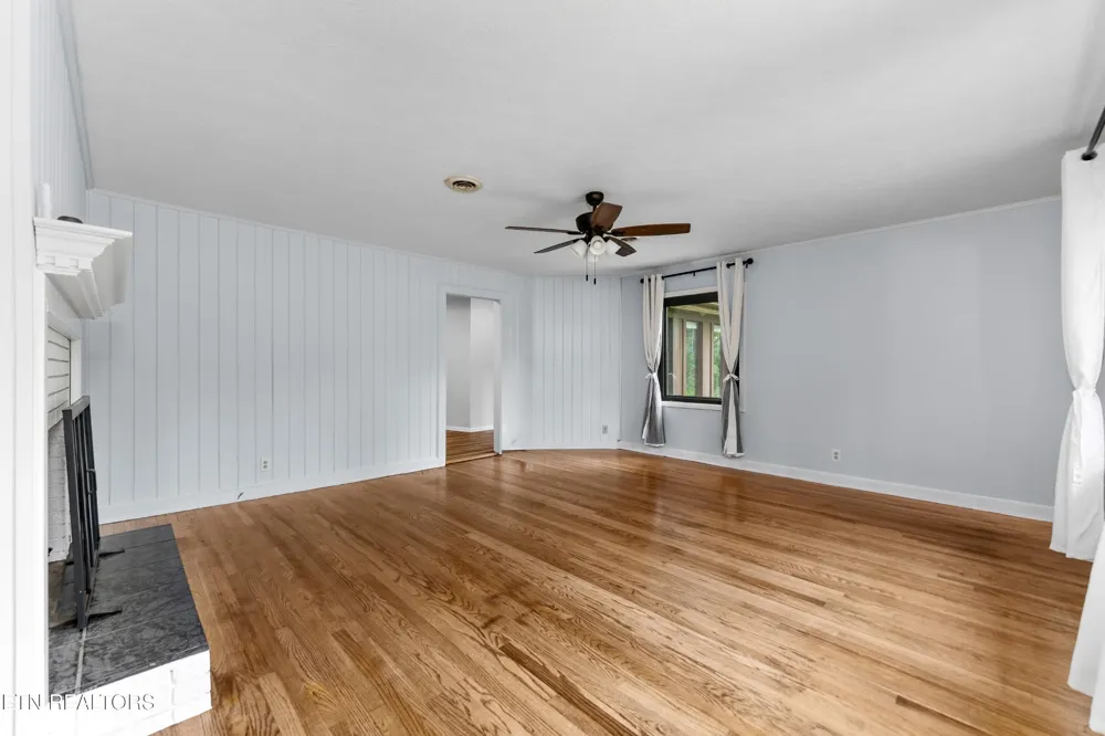26182528 Shaler Lane Knoxville, TN 37920