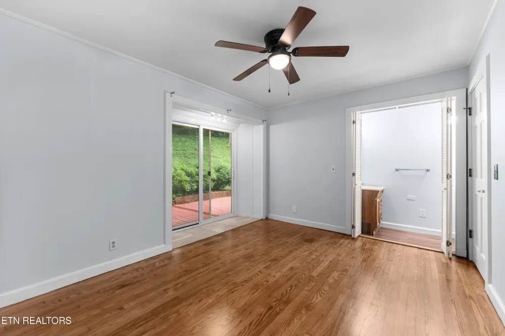 26182528 Shaler Lane Knoxville, TN 37920