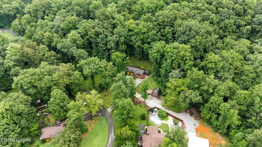 26182528 Shaler Lane Knoxville, TN 37920