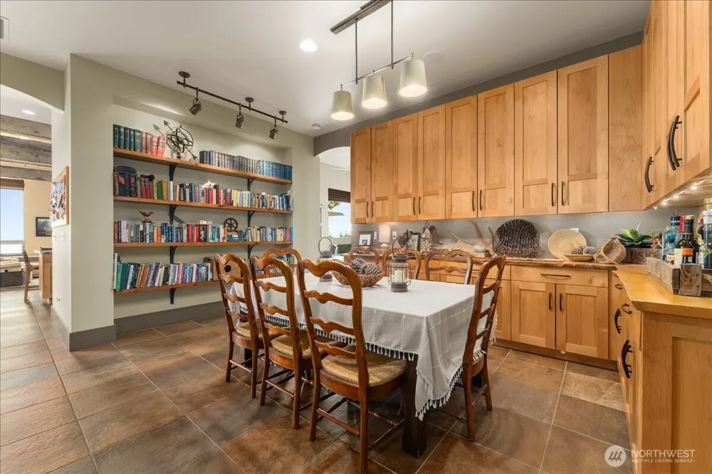 100 Ridgeview Drive Chelan, WA 98816