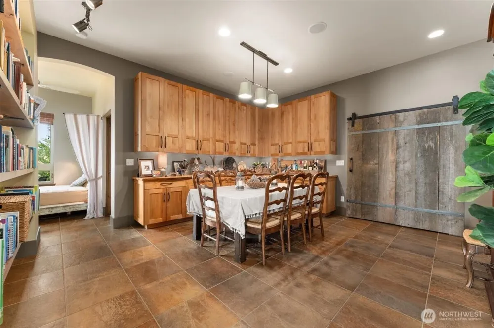 100 Ridgeview Drive Chelan, WA 98816