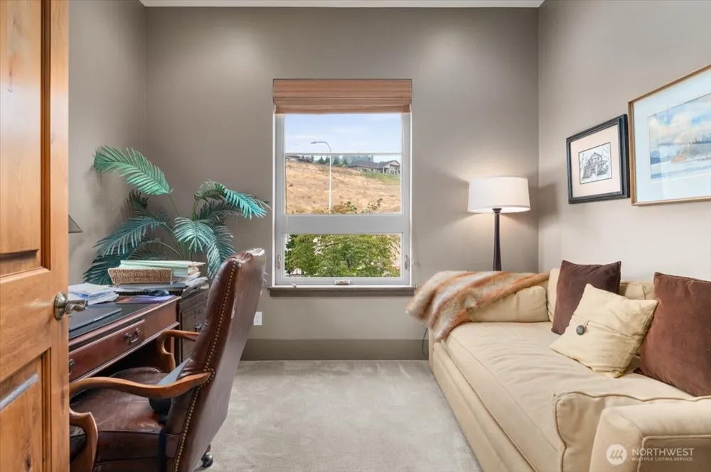 100 Ridgeview Drive Chelan, WA 98816