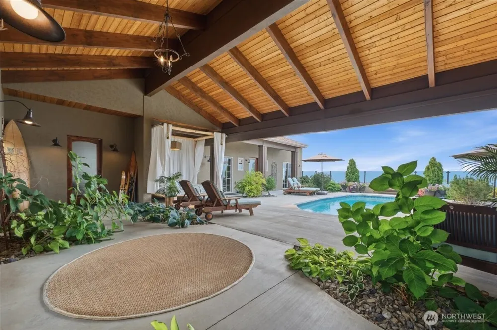 100 Ridgeview Drive Chelan, WA 98816