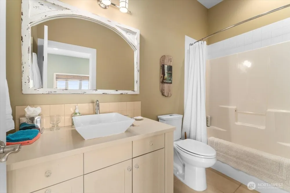 100 Ridgeview Drive Chelan, WA 98816