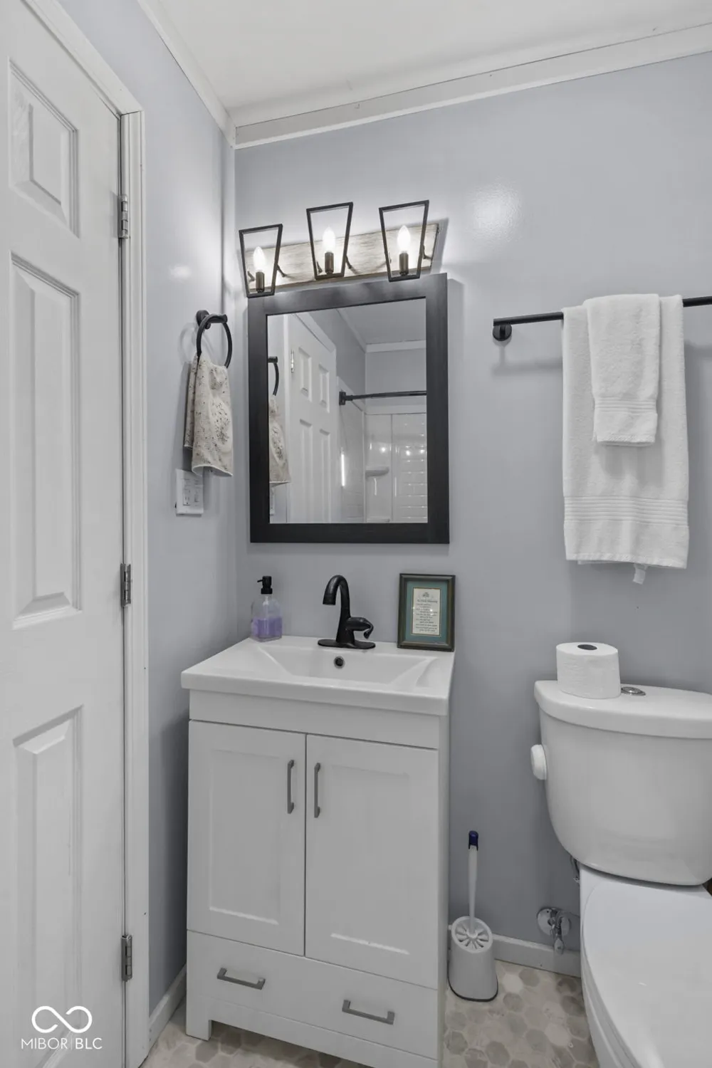 11 Clamme Court Hartford City, IN 47348
