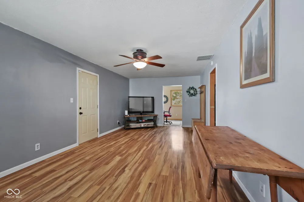 11 Clamme Court Hartford City, IN 47348