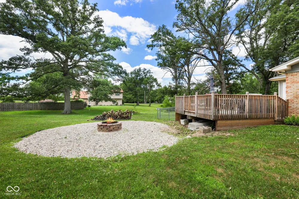 11 Clamme Court Hartford City, IN 47348