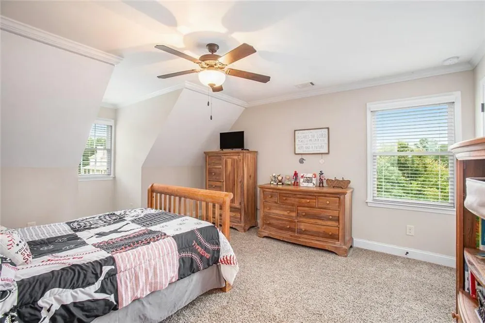 92 River Walk Parkway Euharlee, GA 30145