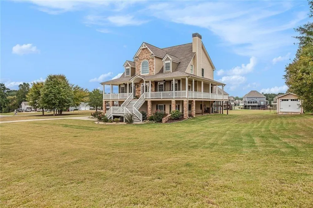 92 River Walk Parkway Euharlee, GA 30145