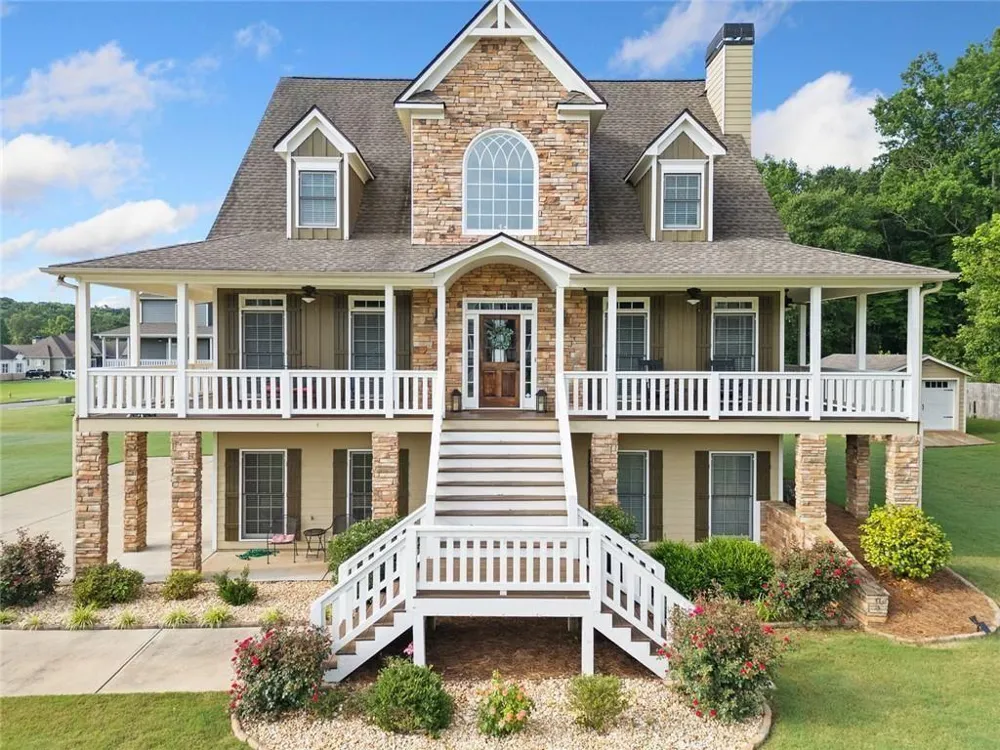 92 River Walk Parkway Euharlee, GA 30145