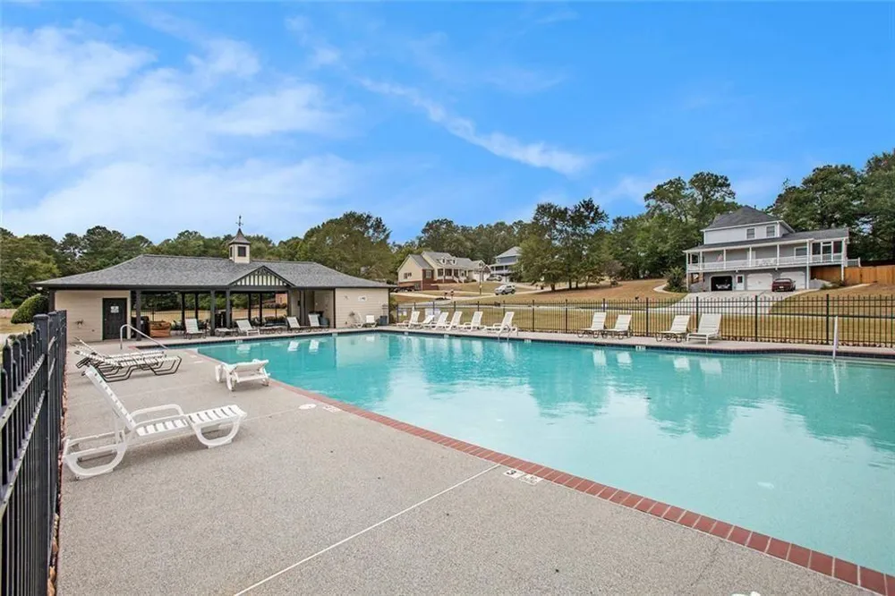 92 River Walk Parkway Euharlee, GA 30145