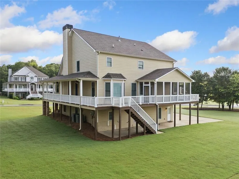 92 River Walk Parkway Euharlee, GA 30145