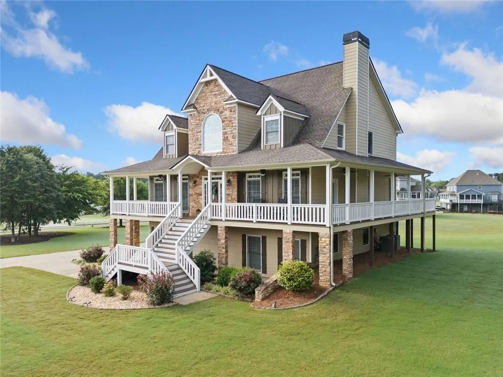92 River Walk Parkway Euharlee, GA 30145