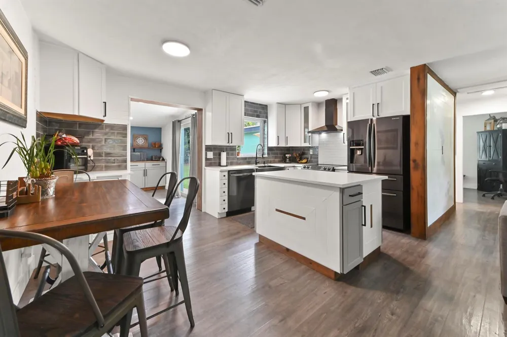 415 Park Avenue Lake Park, FL 33403