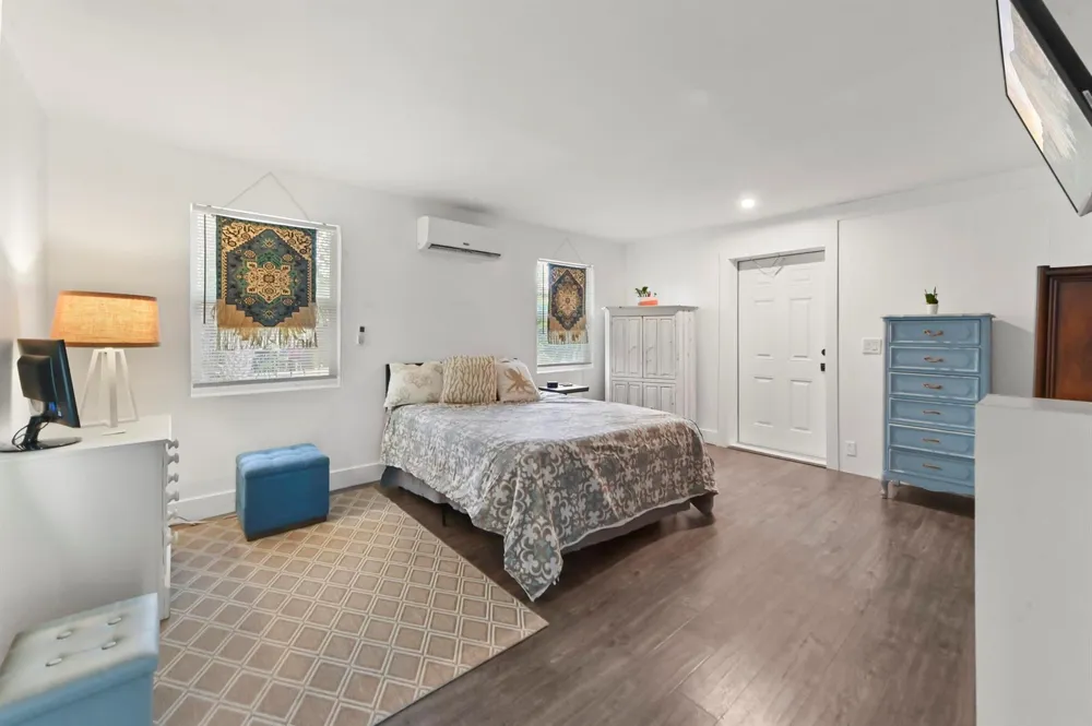 415 Park Avenue Lake Park, FL 33403