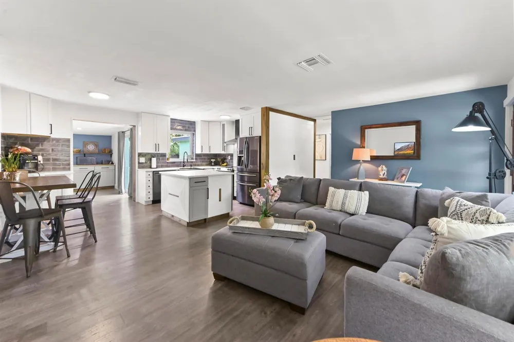 415 Park Avenue Lake Park, FL 33403
