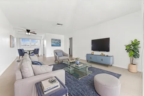 2755 NE 28th Avenue #F-1