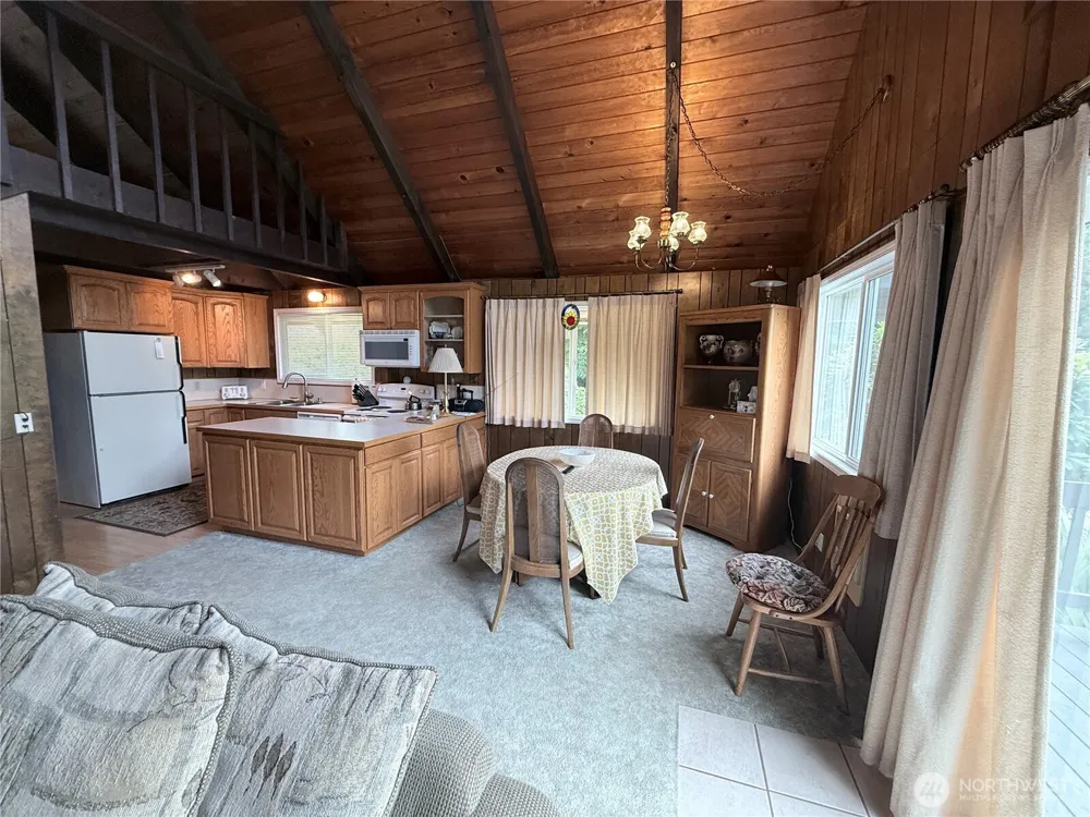 32216 R PLACE Ocean Park, WA 98640