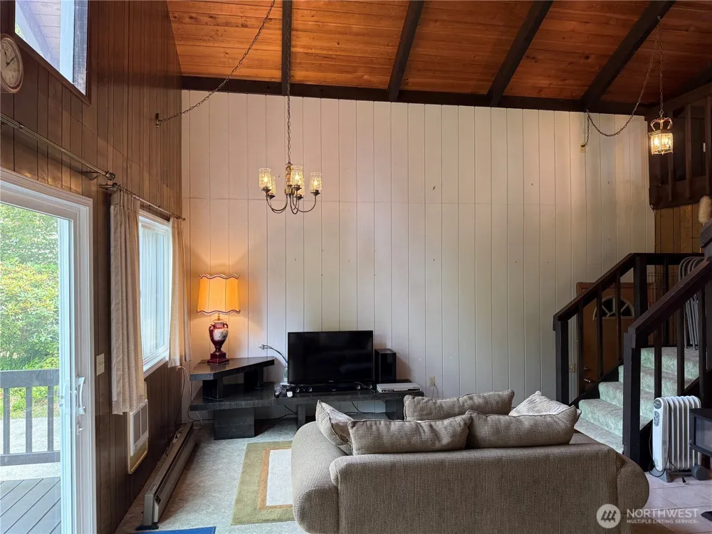 32216 R PLACE Ocean Park, WA 98640