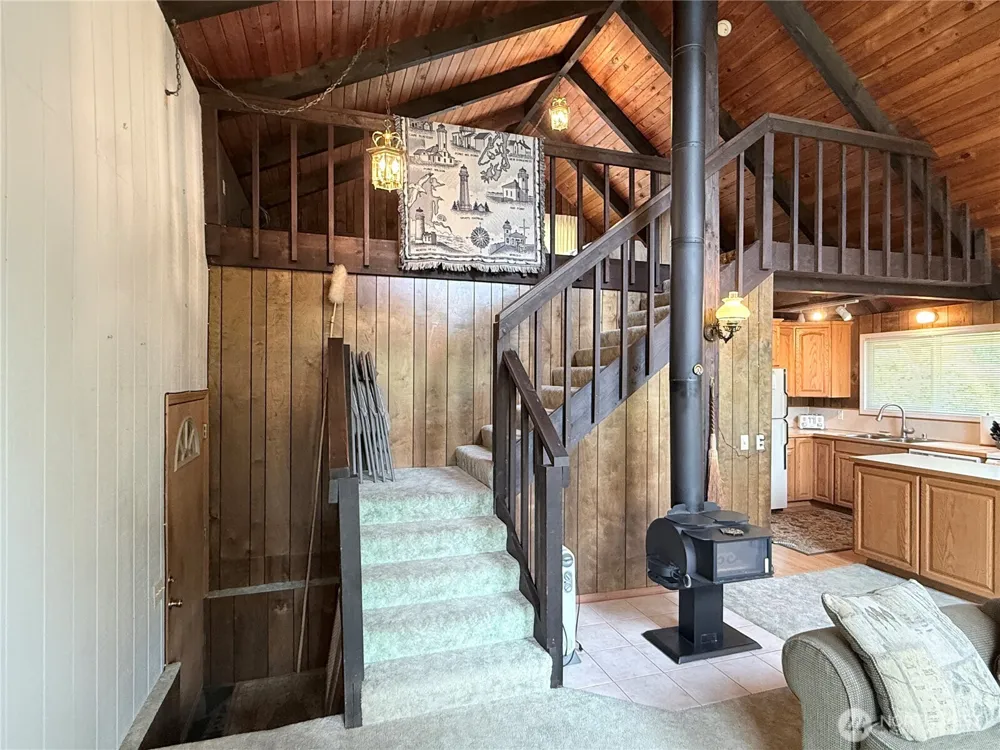 32216 R PLACE Ocean Park, WA 98640