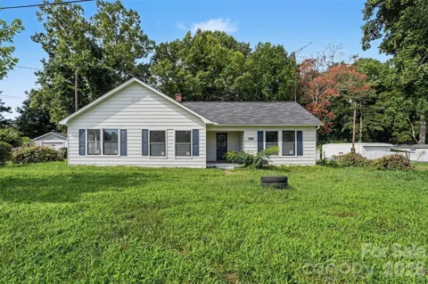 3285 E Nc 152 Highway