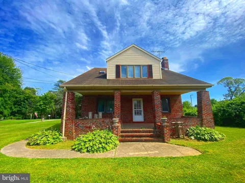 812 E BALTIMORE PIKE