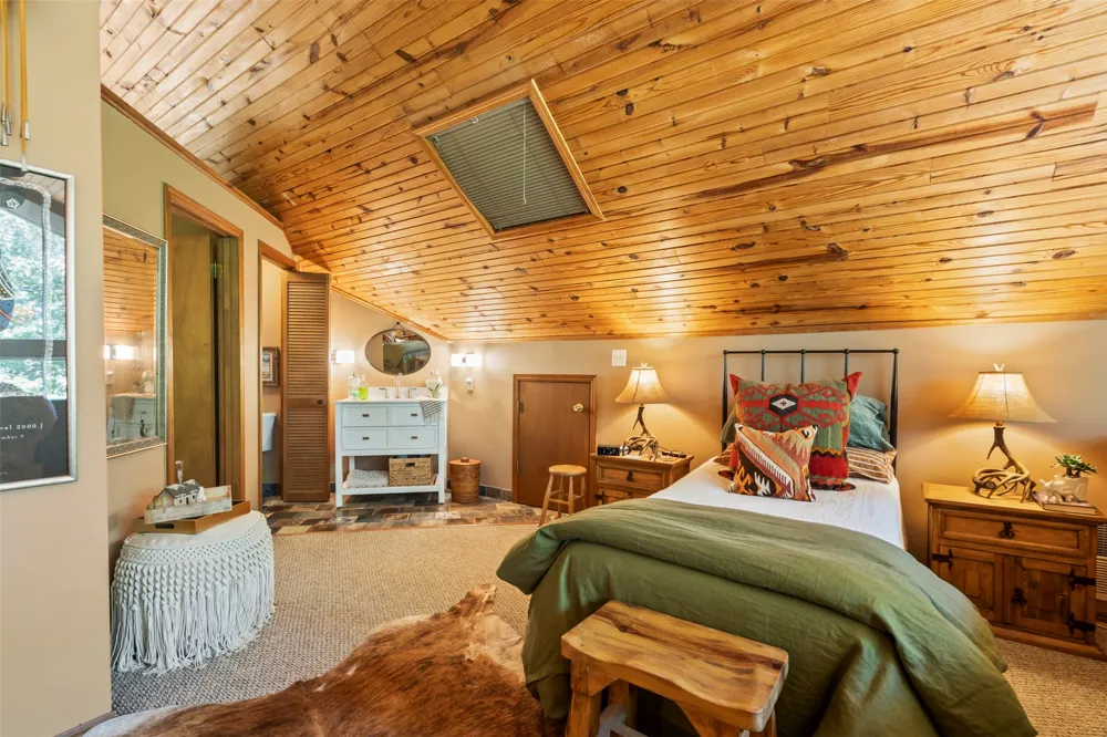 174 Black Bear Kansas, OK 74347