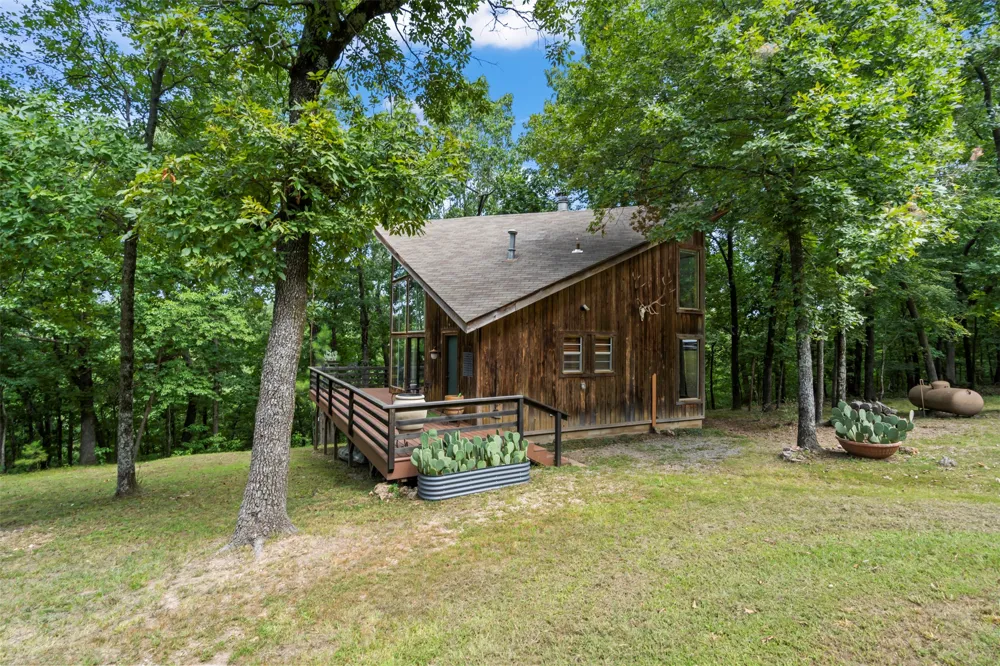 174 Black Bear Kansas, OK 74347