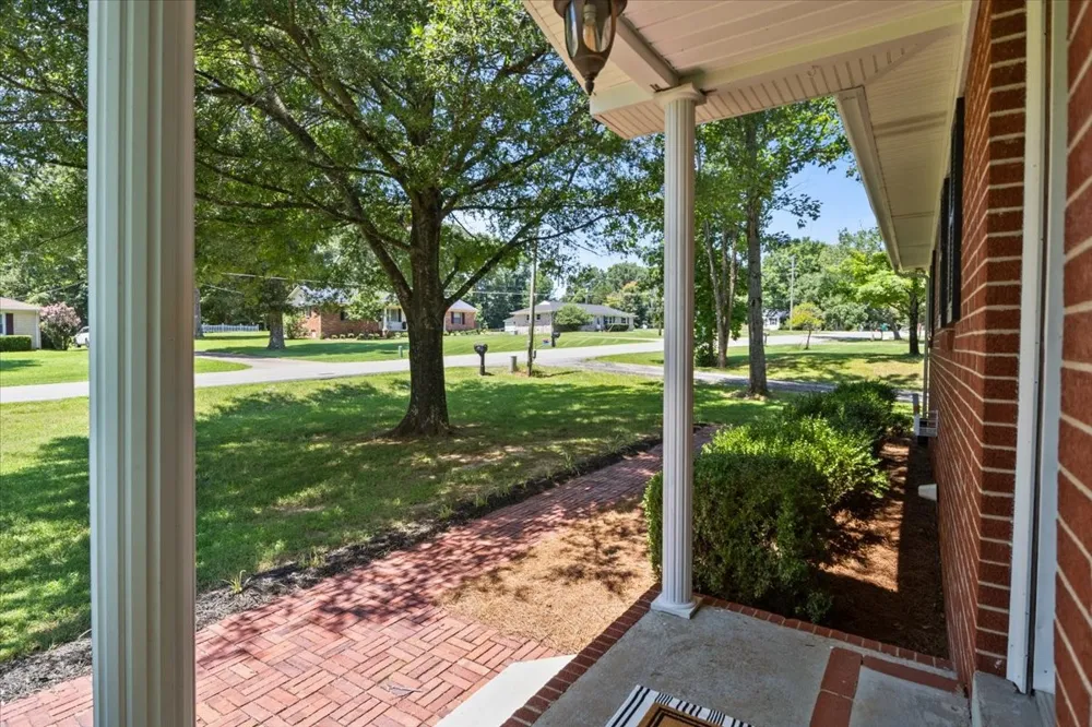 353 Powers Blvd Waverly, TN 37185