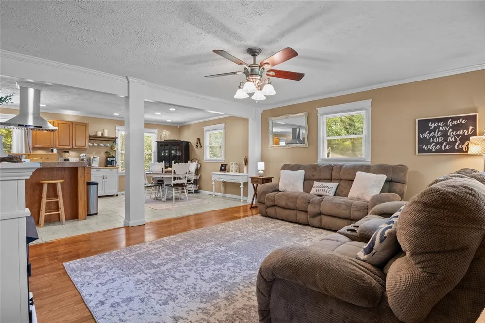 353 Powers Blvd Waverly, TN 37185