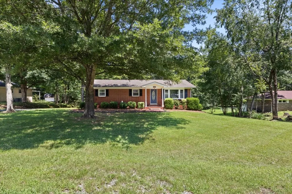 353 Powers Blvd Waverly, TN 37185